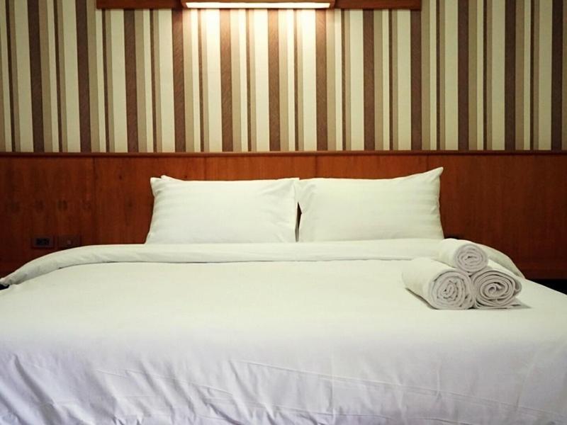 The Route Sriracha Hotel And Residence Ban Laem Chabang Luaran gambar