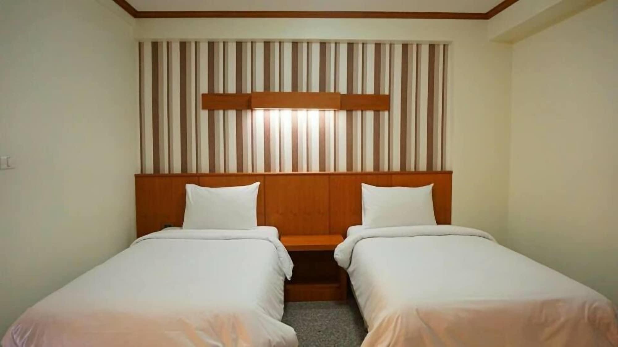 The Route Sriracha Hotel And Residence Ban Laem Chabang Luaran gambar